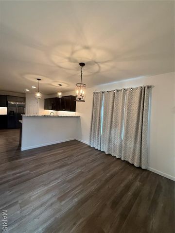 532 Leather Reins Drive, Wentzville, MO 63385