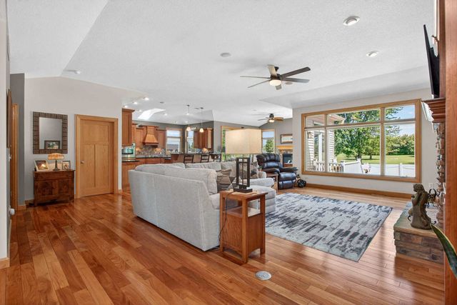 920 Rustic View Court, Eldridge, IA 52748