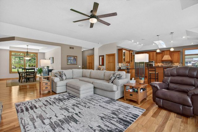 920 Rustic View Court, Eldridge, IA 52748