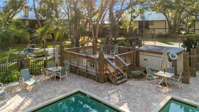 1491 MAHOGANY LANE 1491, Palm Harbor, FL 34683