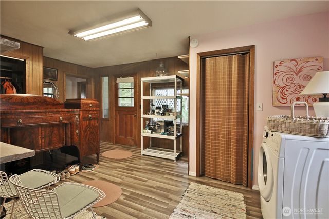 2712 North Bluff Road, Greenbank, WA 98253