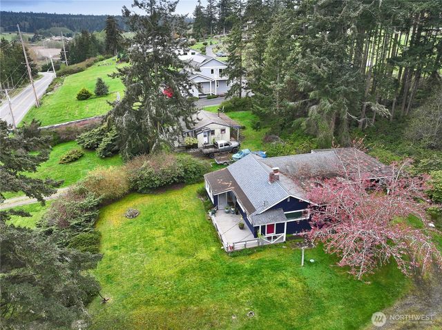 2712 North Bluff Road, Greenbank, WA 98253
