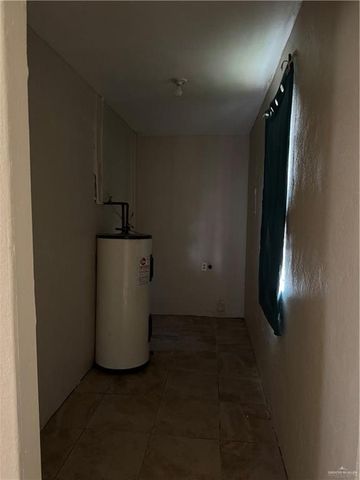 418 Nora Lane, Palmhurst, TX 78573