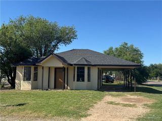 418 Nora Lane, Palmhurst, TX 78573
