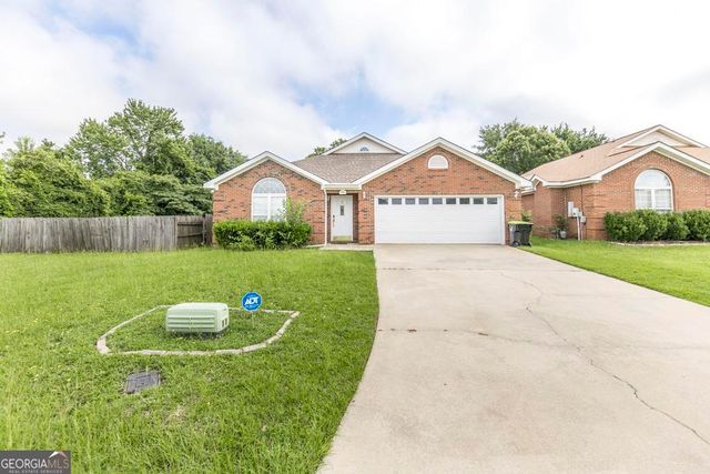 204 Westcliff Center Street, Warner Robins, GA 31093