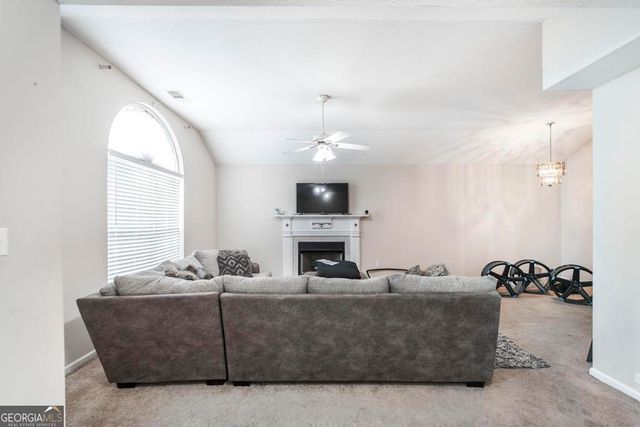 204 Westcliff Center Street, Warner Robins, GA 31093