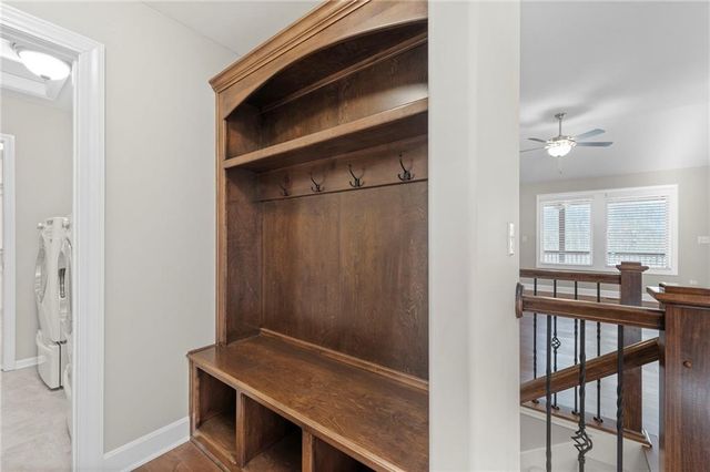 17604 Greyhawke Ridge Drive, Smithville, MO 64089