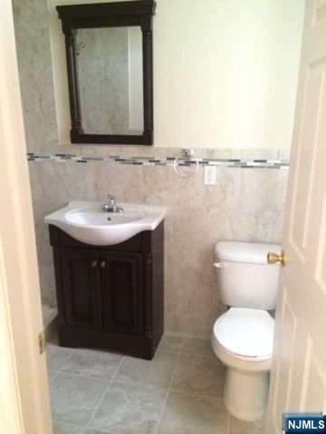 538 Hamilton Street 2, Harrison, NJ 07029