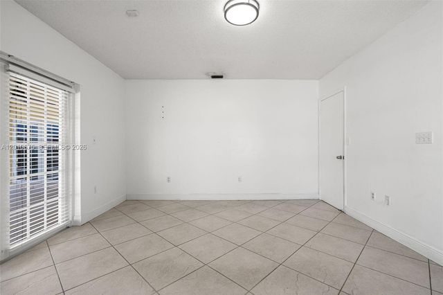 14300 SW 52nd St, Miami, FL 33175