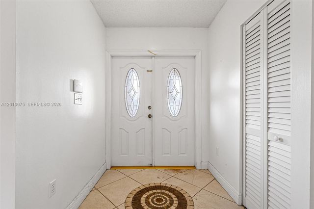 14300 SW 52nd St, Miami, FL 33175