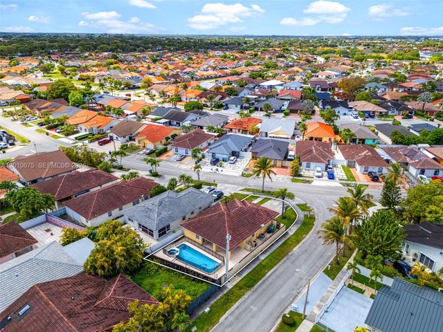 14300 SW 52nd St, Miami, FL 33175