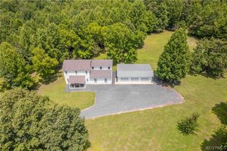 858 Chapel Rd, New Canton, VA 23123