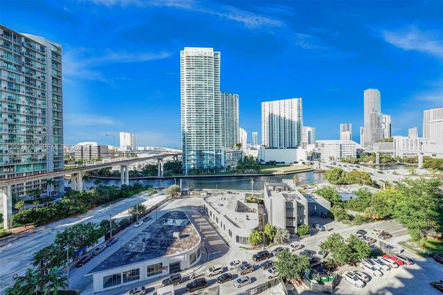 88 SW 7th St 2106, Miami, FL 33130