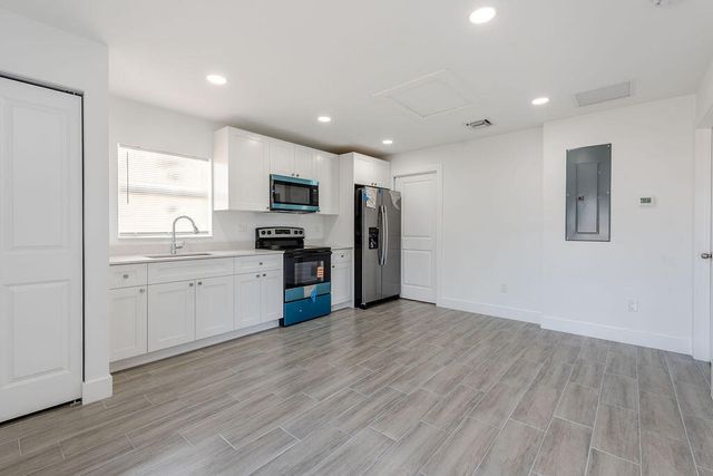 3246 SE Jefferson Street, Stuart, FL 34997