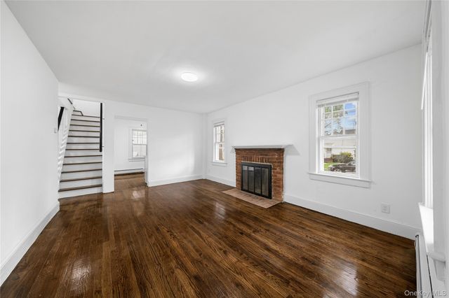 21 Voshage Street, North Baldwin, NY 11510