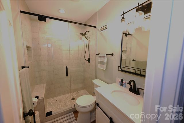 3757 Rock Bridge Drive NE, Conover, NC 28613