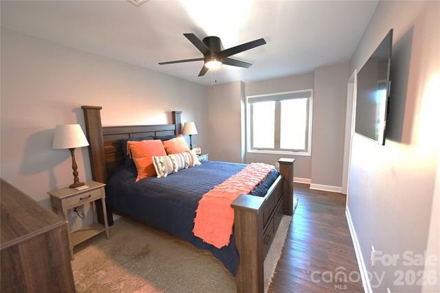 3757 Rock Bridge Drive NE, Conover, NC 28613