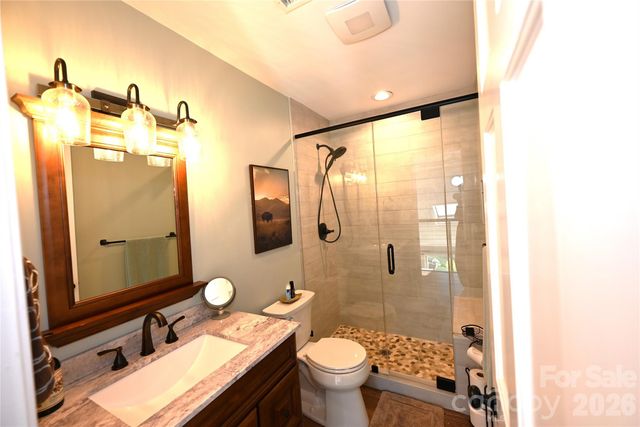 3757 Rock Bridge Drive NE, Conover, NC 28613