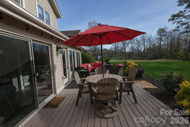 3757 Rock Bridge Drive NE, Conover, NC 28613