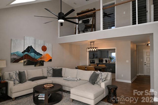 3757 Rock Bridge Drive NE, Conover, NC 28613