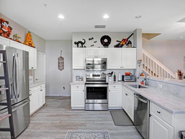 16083 Caldera LN # 53, Naples, FL 34110