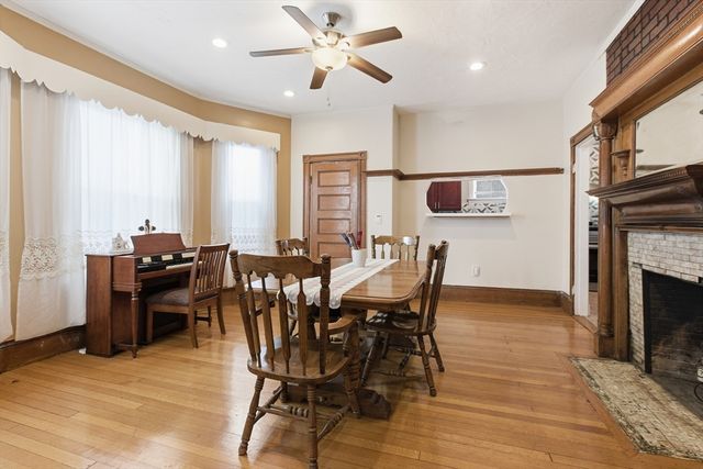 35 Algonquin St, Boston, MA 02124
