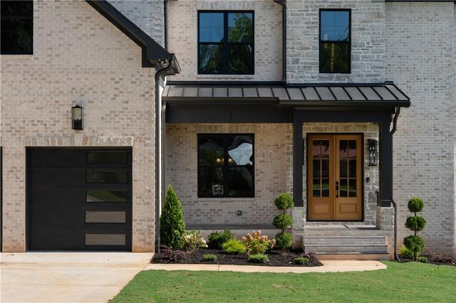570 Power Avenue, Buford, GA 30518