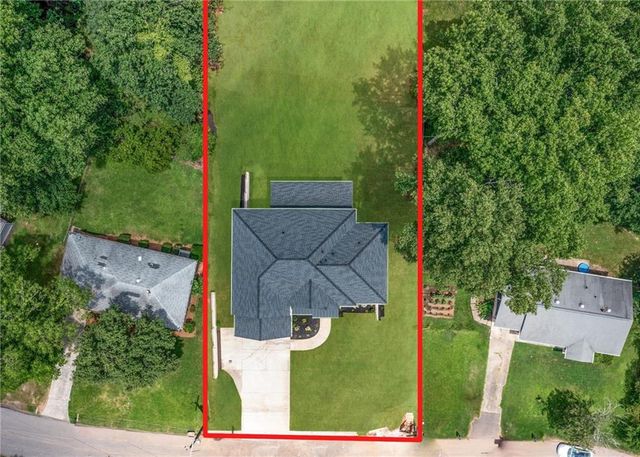 570 Power Avenue, Buford, GA 30518