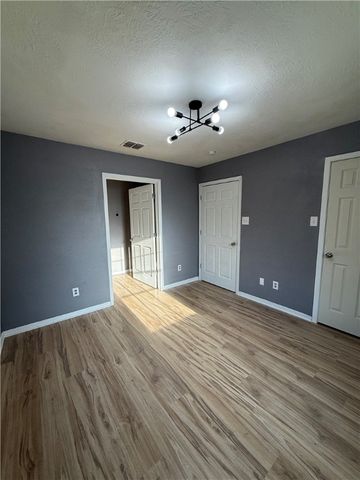 1205 Thompson Street, Bryan, TX 77803