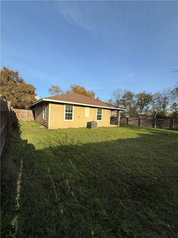 1205 Thompson Street, Bryan, TX 77803