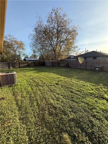 1205 Thompson Street, Bryan, TX 77803