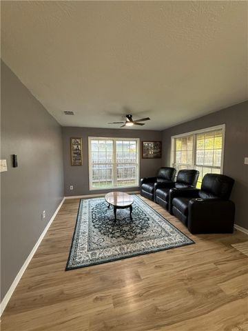 1205 Thompson Street, Bryan, TX 77803