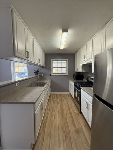 1205 Thompson Street, Bryan, TX 77803