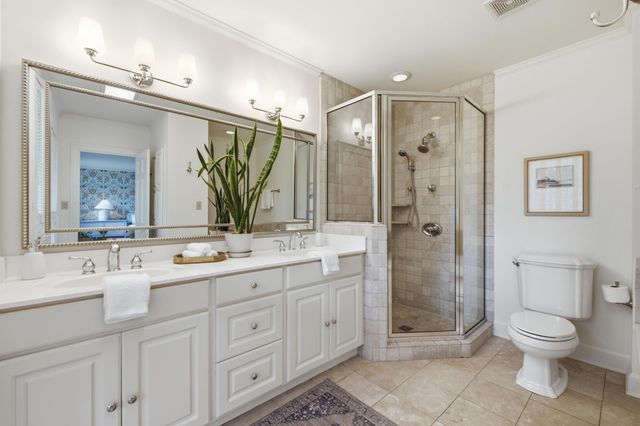 414 N Bragg Avenue, Lookout Mountain, TN 37350