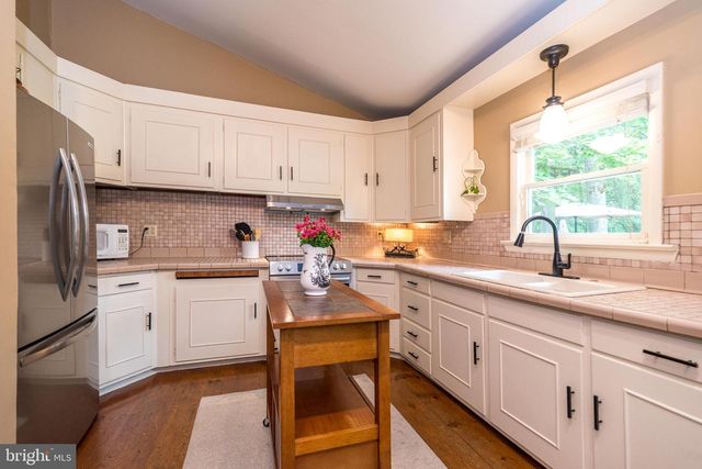 65 MATHEWS AVE, Doylestown, PA 18901