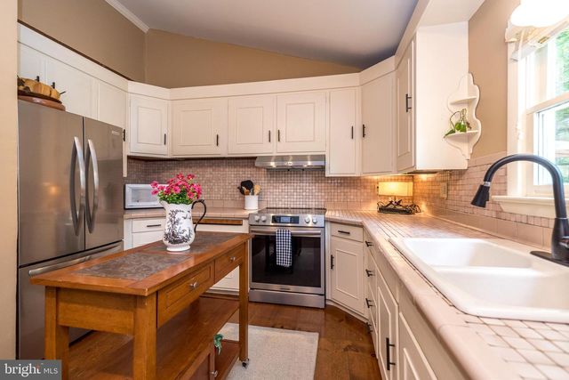 65 MATHEWS AVE, Doylestown, PA 18901