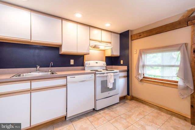 65 MATHEWS AVE, Doylestown, PA 18901