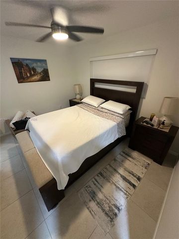 7401 NW 16th St 407, Plantation, FL 33313