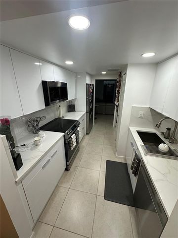 7401 NW 16th St 407, Plantation, FL 33313