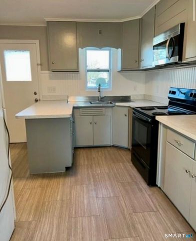 270 East Street, Plainville, CT 06062