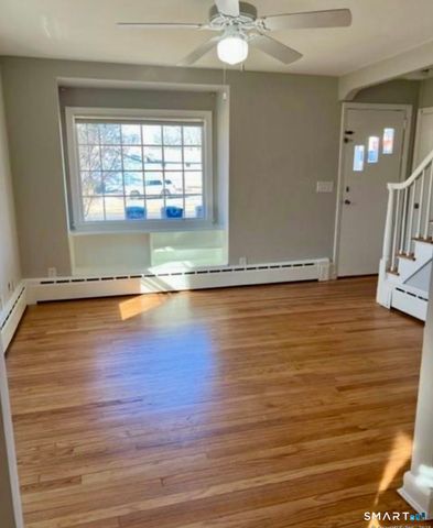 270 East Street, Plainville, CT 06062