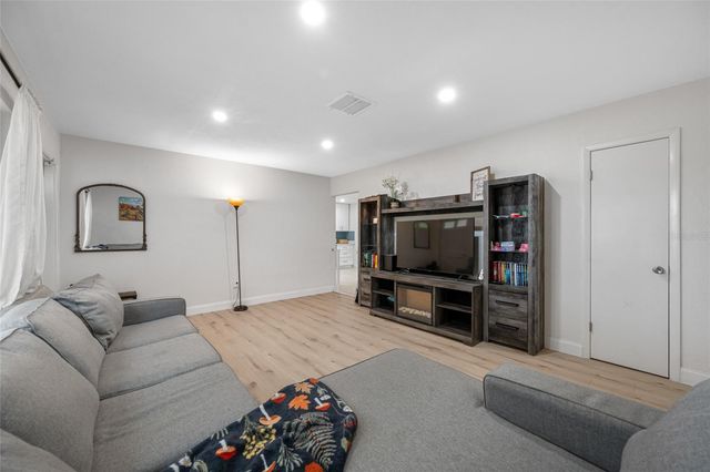 1268 ROBIN HOOD LANE, Dunedin, FL 34698