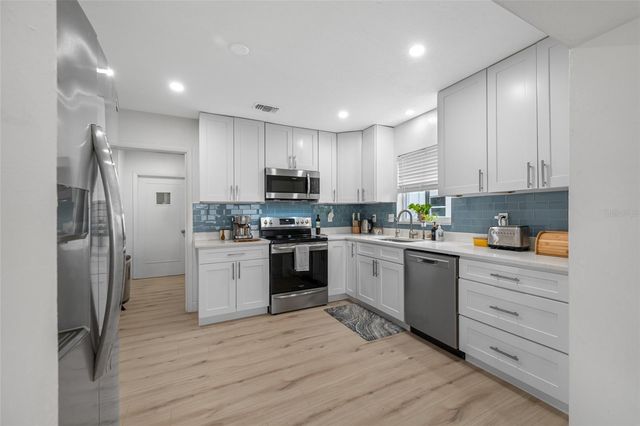 1268 ROBIN HOOD LANE, Dunedin, FL 34698