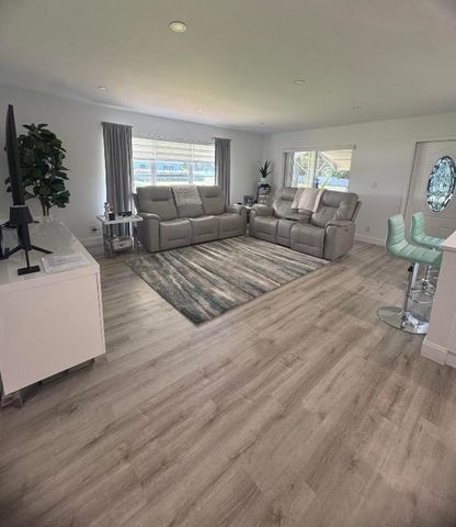 404 High Point Boulevard, Delray Beach, FL 33445