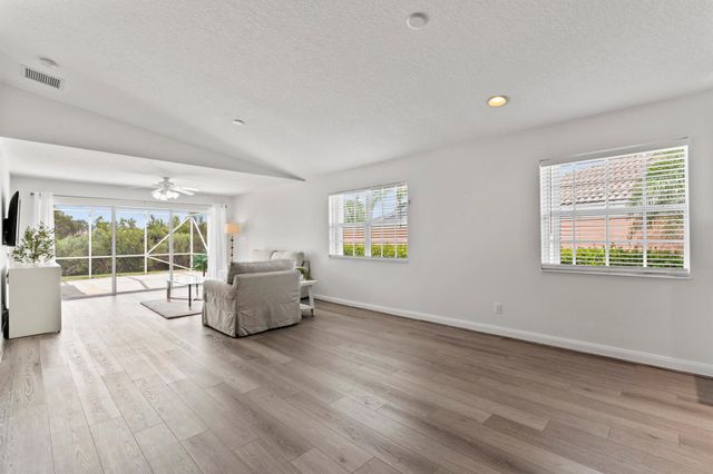 10780 SW Dardanelle Drive, Port St Lucie, FL 34987