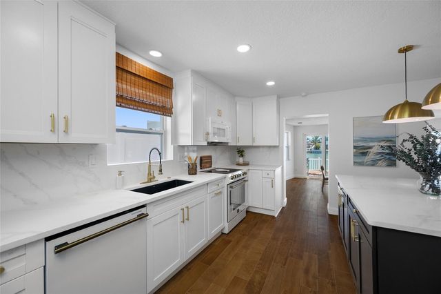 7984 1ST AVENUE S, St Petersburg, FL 33707