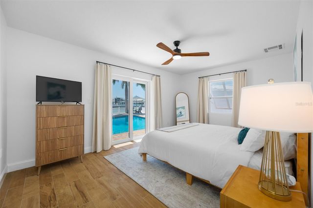 7984 1ST AVENUE S, St Petersburg, FL 33707