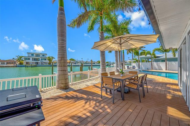 7984 1ST AVENUE S, St Petersburg, FL 33707