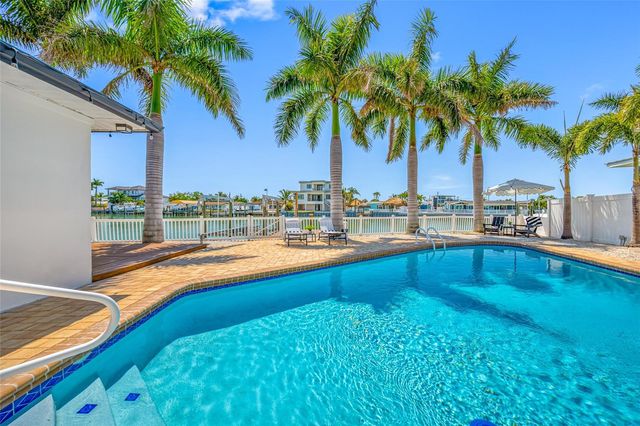 7984 1ST AVENUE S, St Petersburg, FL 33707