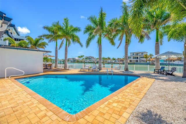 7984 1ST AVENUE S, St Petersburg, FL 33707